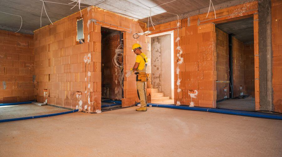 Expert flood damage restoration services in Ferris, IL